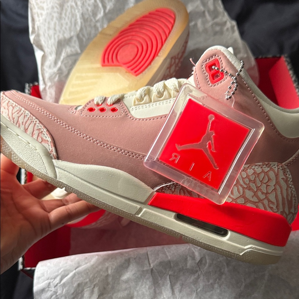 Jordan 3s - Picture 3 of 3